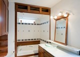 Victorian Row House Two Bedroom Apartment in Downtown Kent